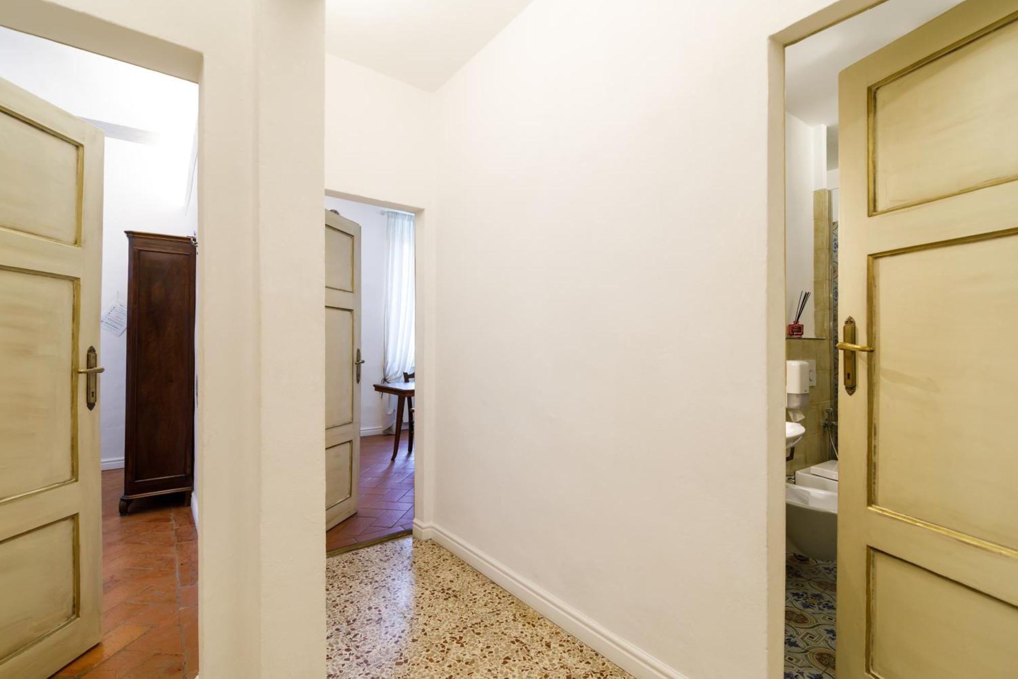 Charme Centro Storico Apartment Сиена Екстериор снимка